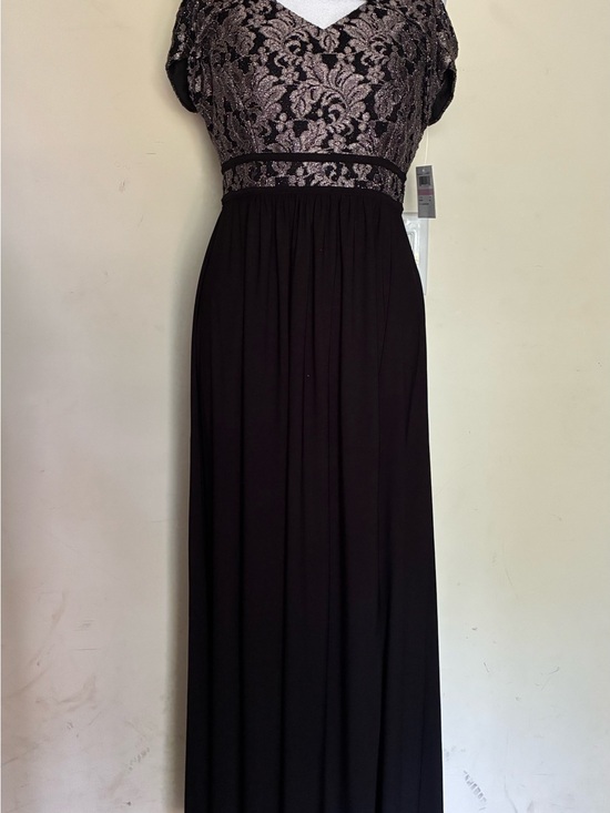 Night Way Collections Dresses & Skirts - NWT Nightway Glitter Lace Keyhole Maxi Gown Black Taupe Formal Evening